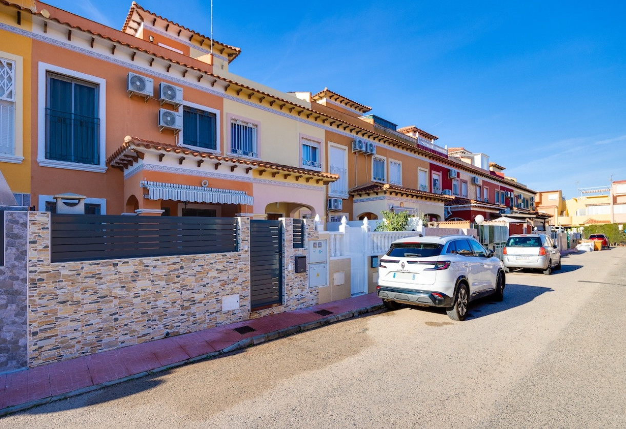 Resale · Townhouse · Torrevieja - La Torreta