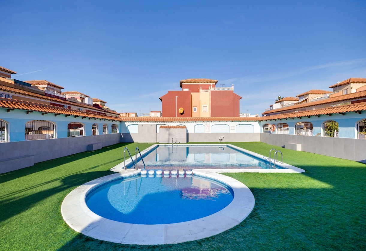 Resale · Townhouse · Torrevieja - La Torreta