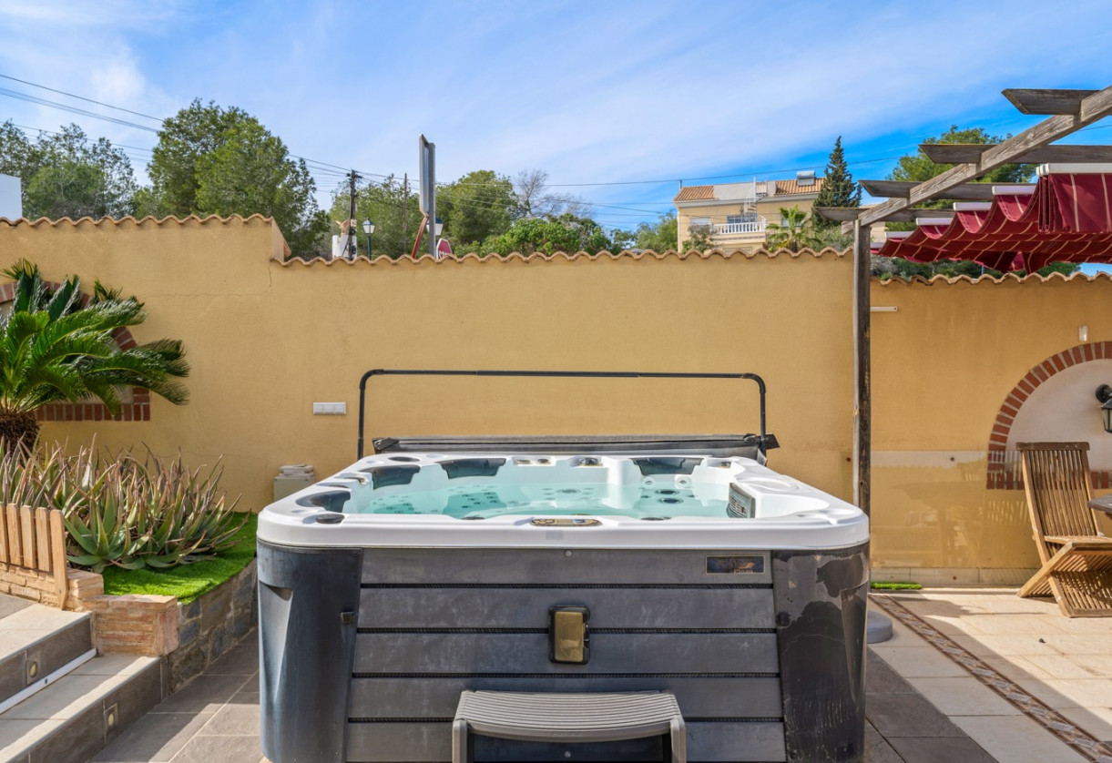 Rynek wtórny · Villa · Orihuela Costa · Castillo de Don Juan