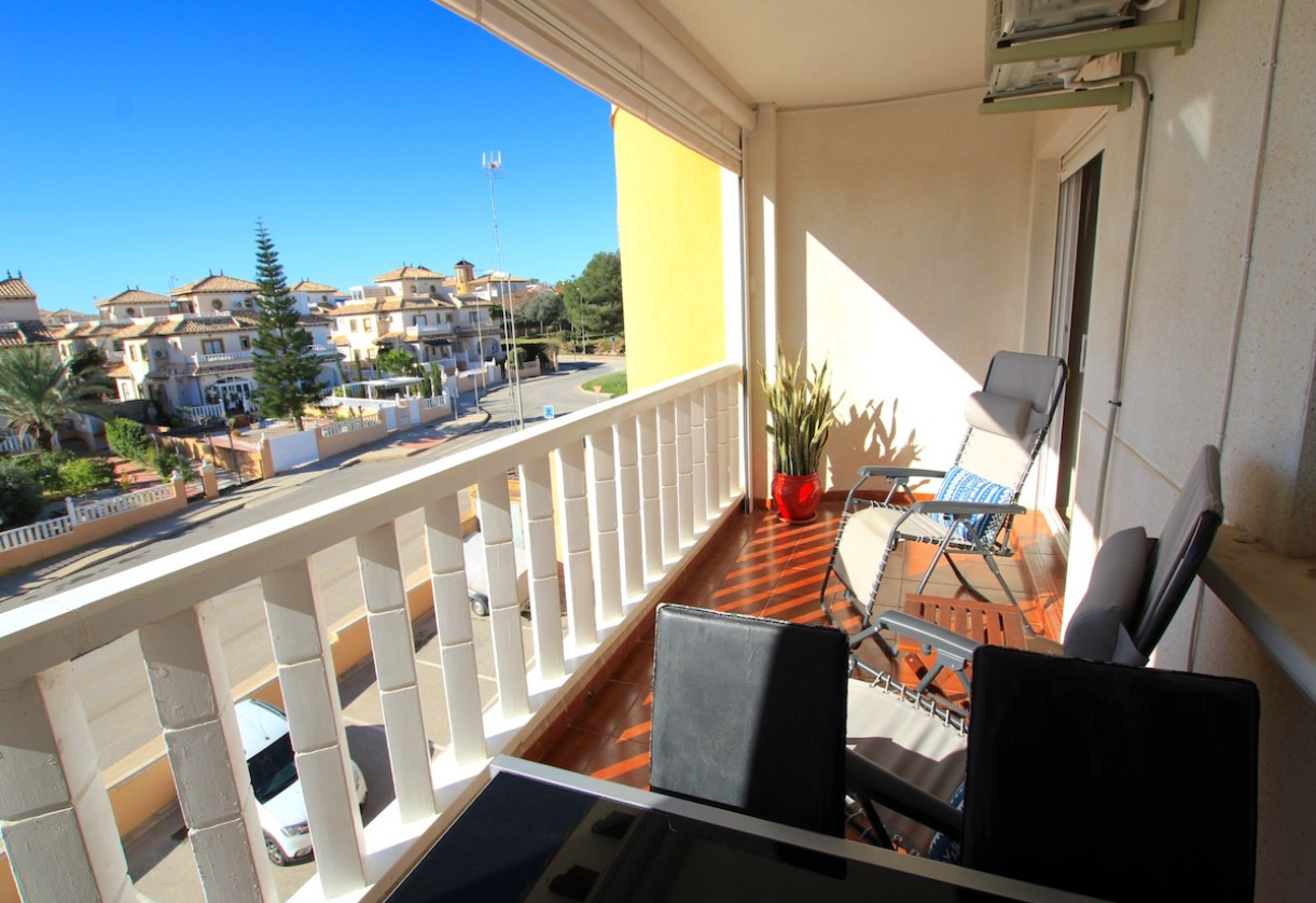 Resale · Apartment · Cabo Roig