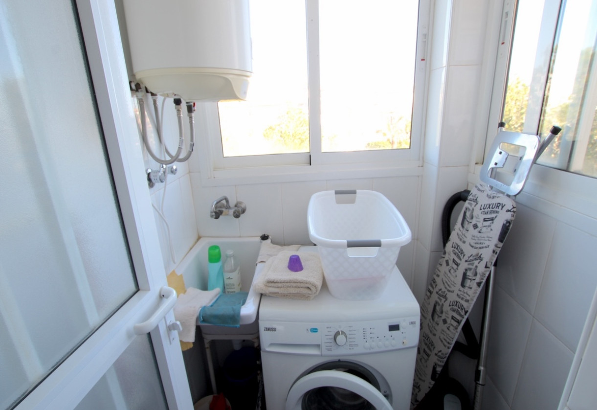 Resale · Apartment · Cabo Roig