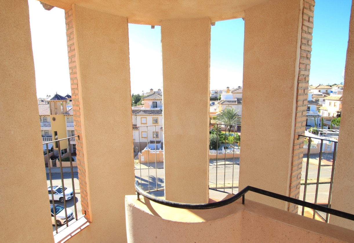 Resale · Apartment · Cabo Roig