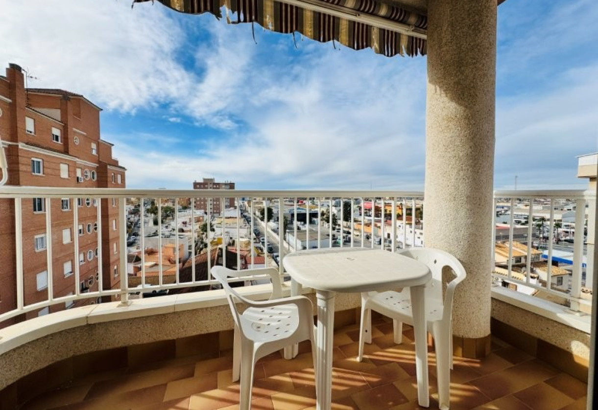 Rynek wtórny · Apartment · Torrevieja · Centro
