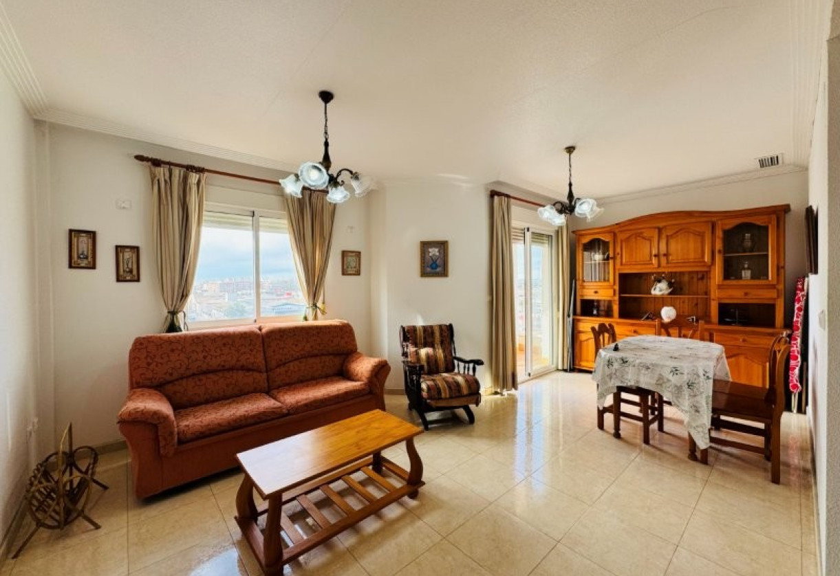 Rynek wtórny · Apartment · Torrevieja · Centro