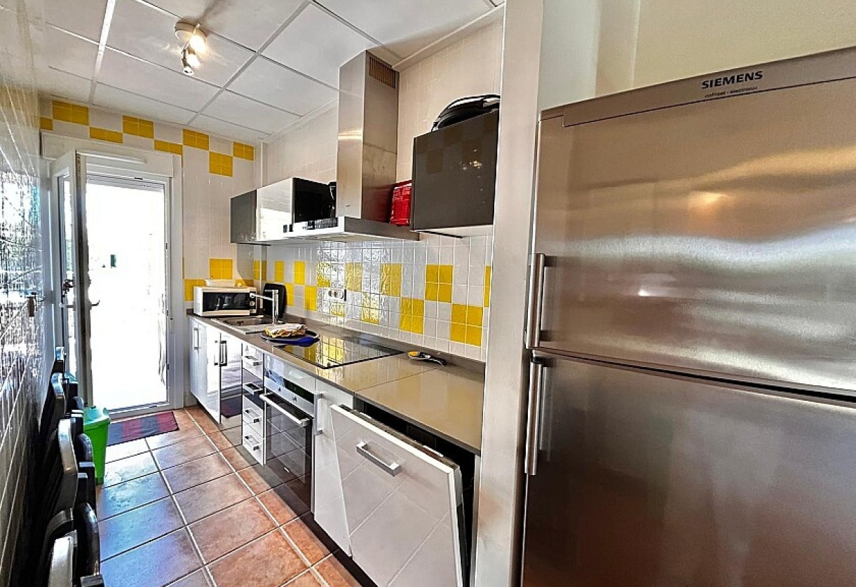 Reventa · Semidetached villa · Mil Palmeras