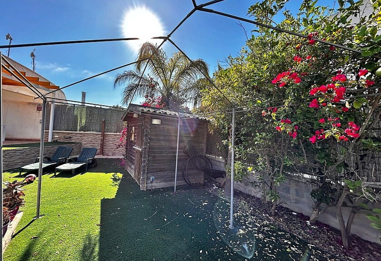 Reventa · Semidetached villa · Mil Palmeras