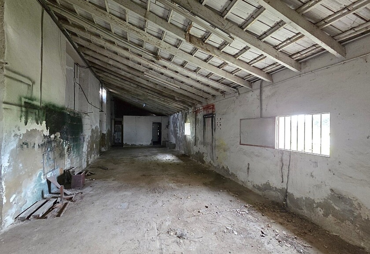 Resale · Country house · Catral