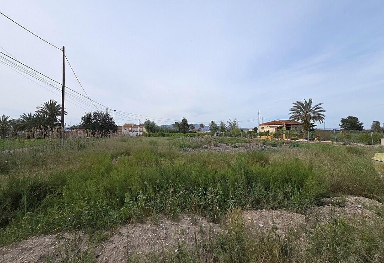 Resale · Country house · Catral