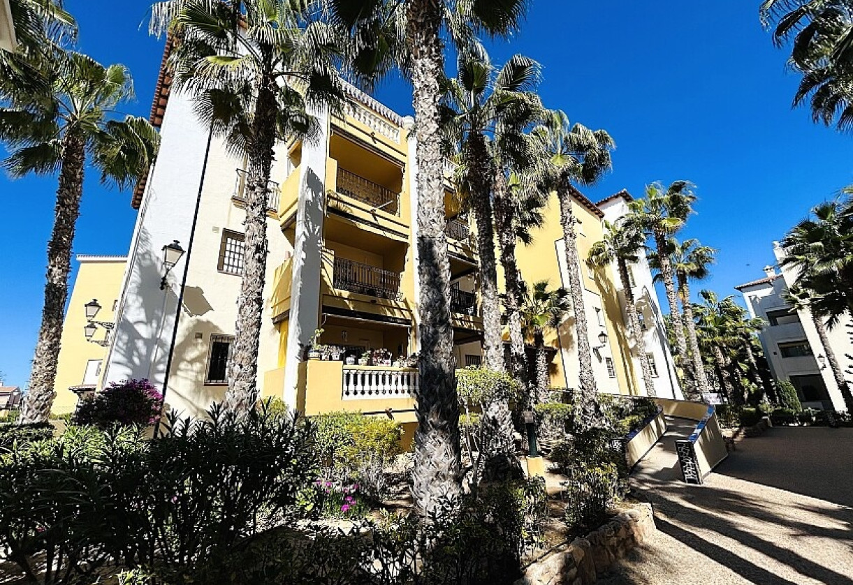 Sale · Apartment · Torrevieja · Playa de los Locos