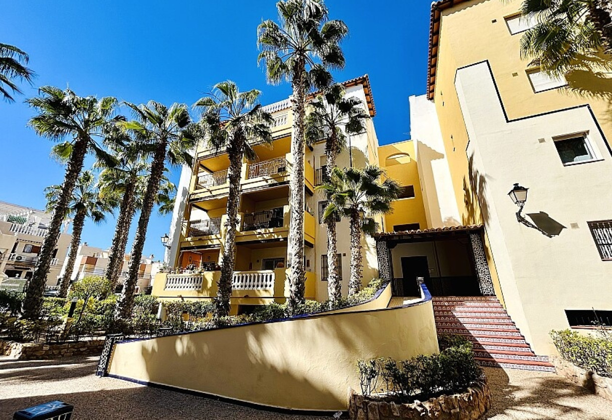 Sale · Apartment · Torrevieja · Playa de los Locos