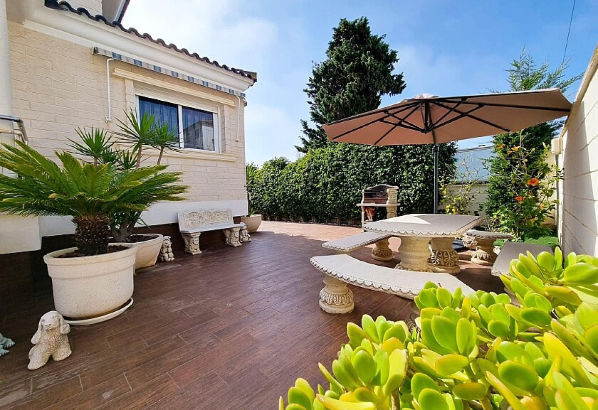 Reventa · Villa · La Mata