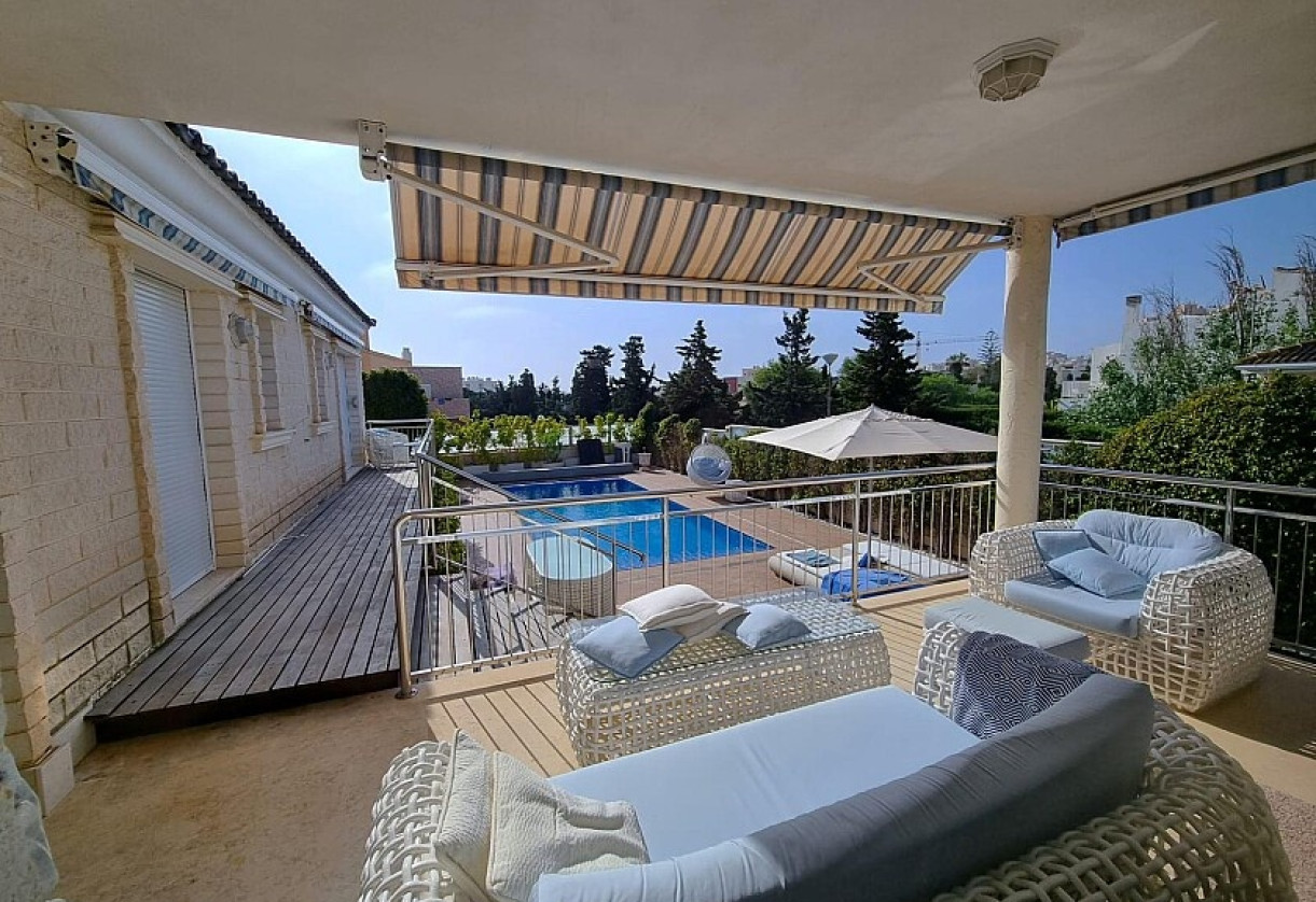 Reventa · Villa · La Mata