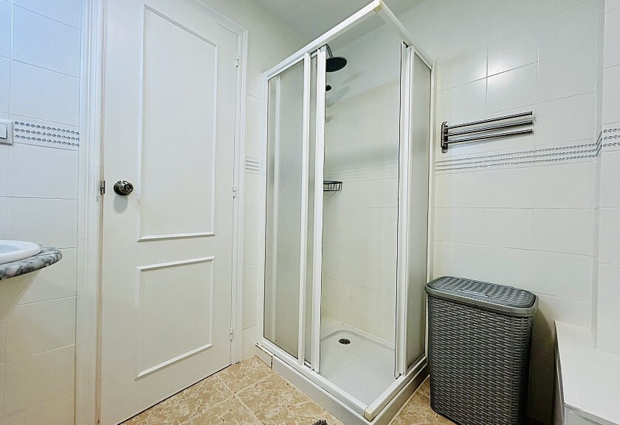 Reventa · Apartment · Torrevieja · Playa del Acequión