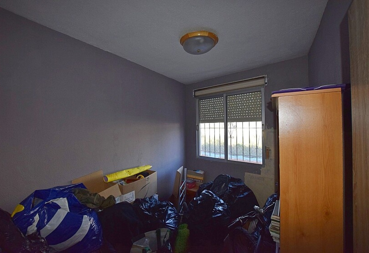 Sale · Country house · Los Montesinos