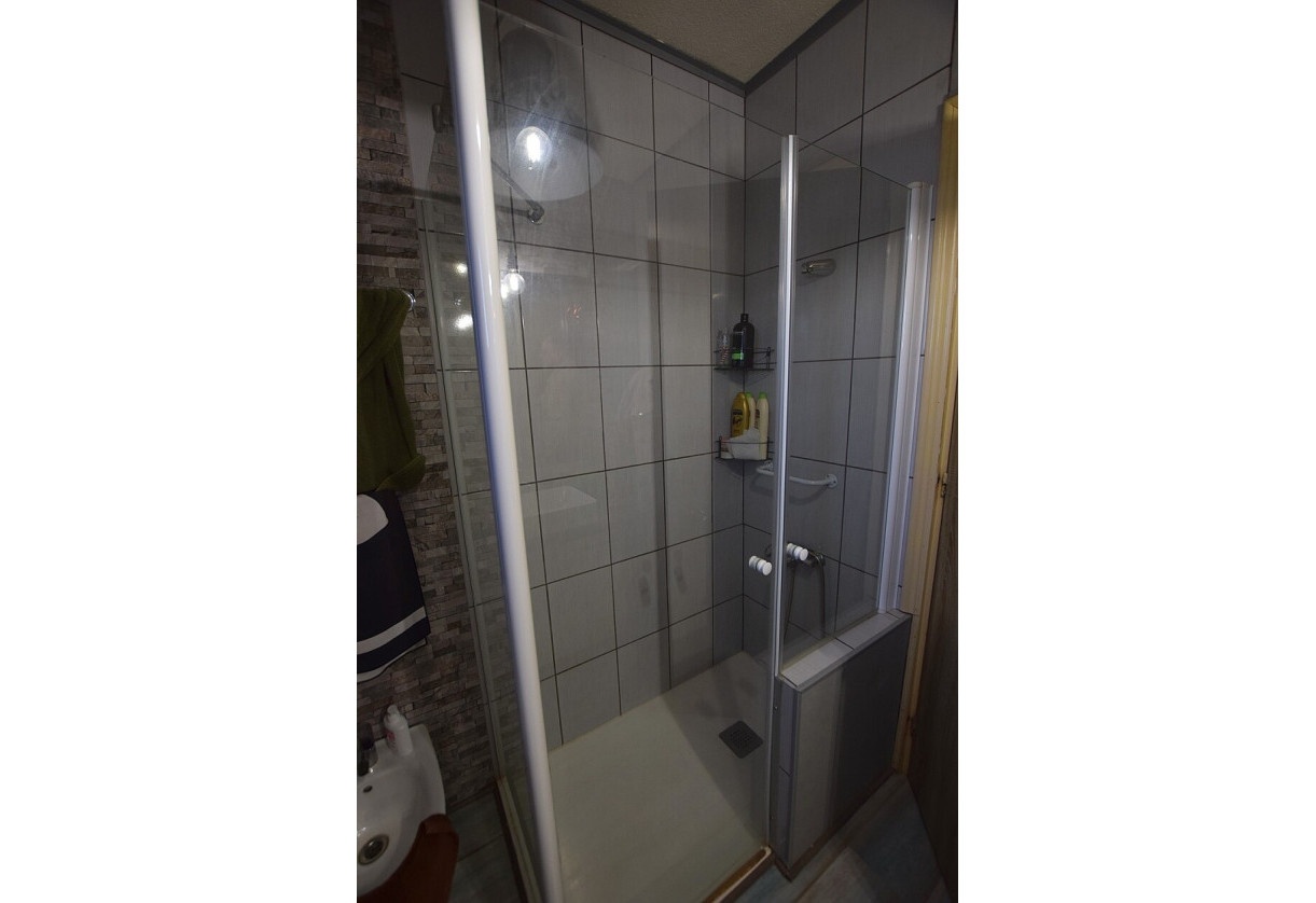 Sale · Country house · Los Montesinos