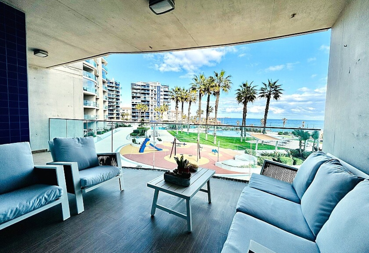 Rynek wtórny · Apartment · Punta Prima