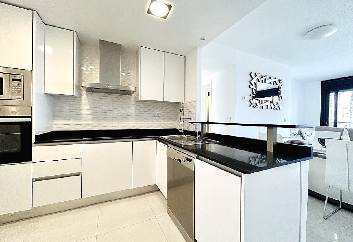 Rynek wtórny · Apartment · Punta Prima