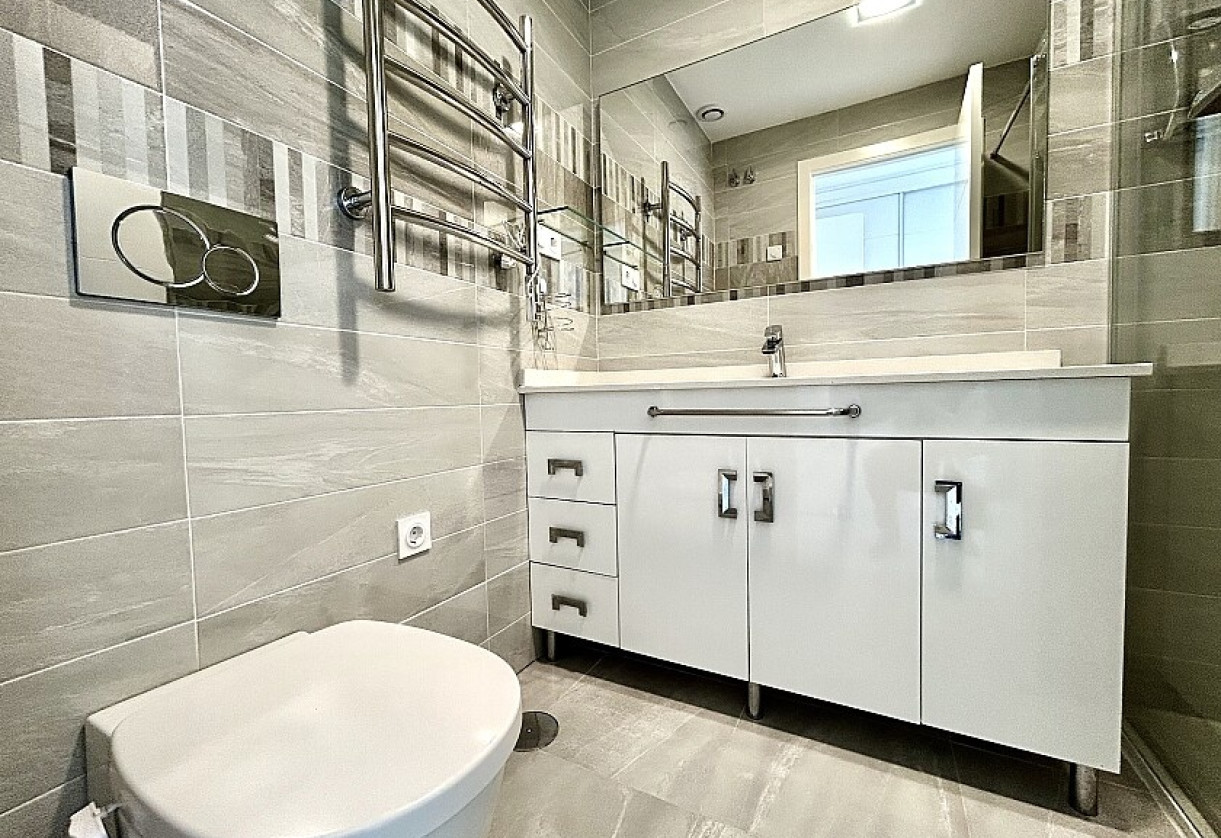 Rynek wtórny · Apartment · Punta Prima