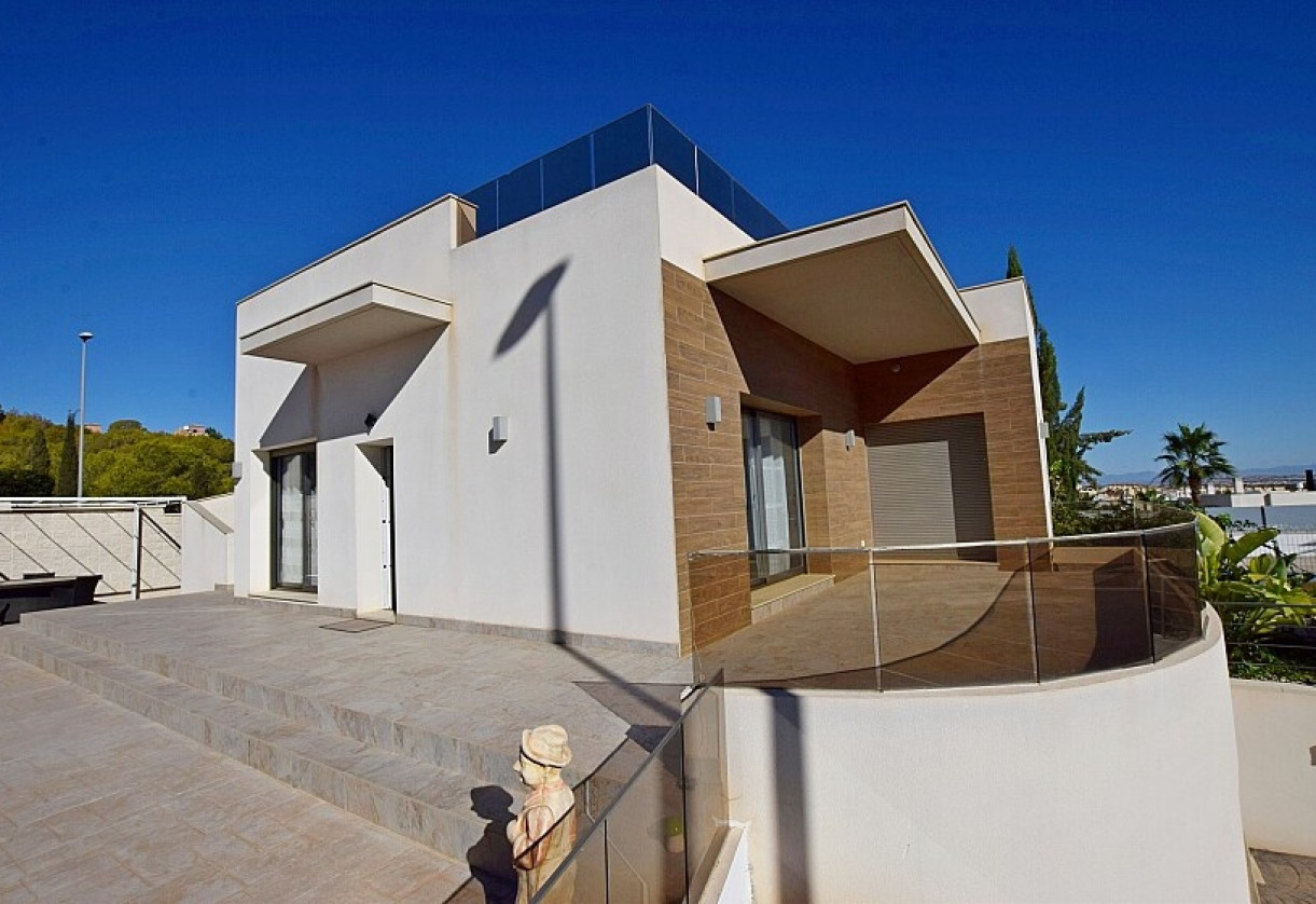 Resale · Villa · San Miguel de Salinas