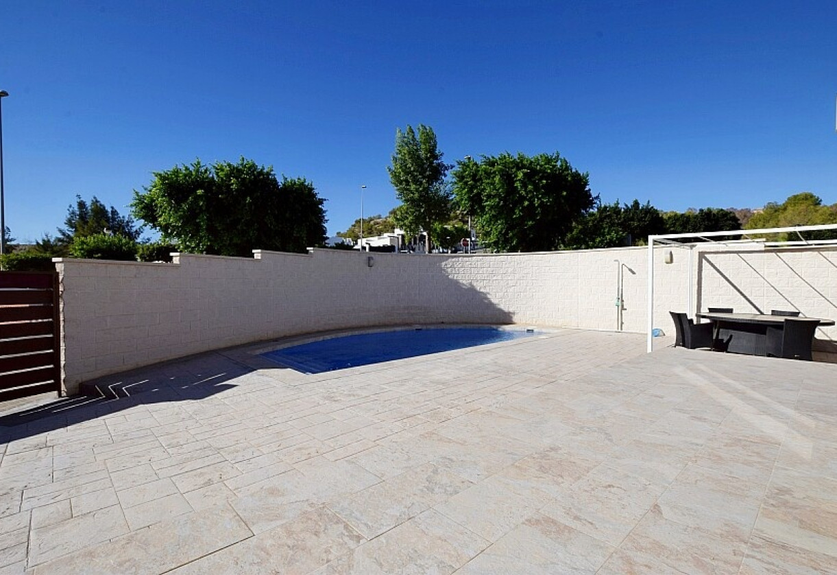 Resale · Villa · San Miguel de Salinas