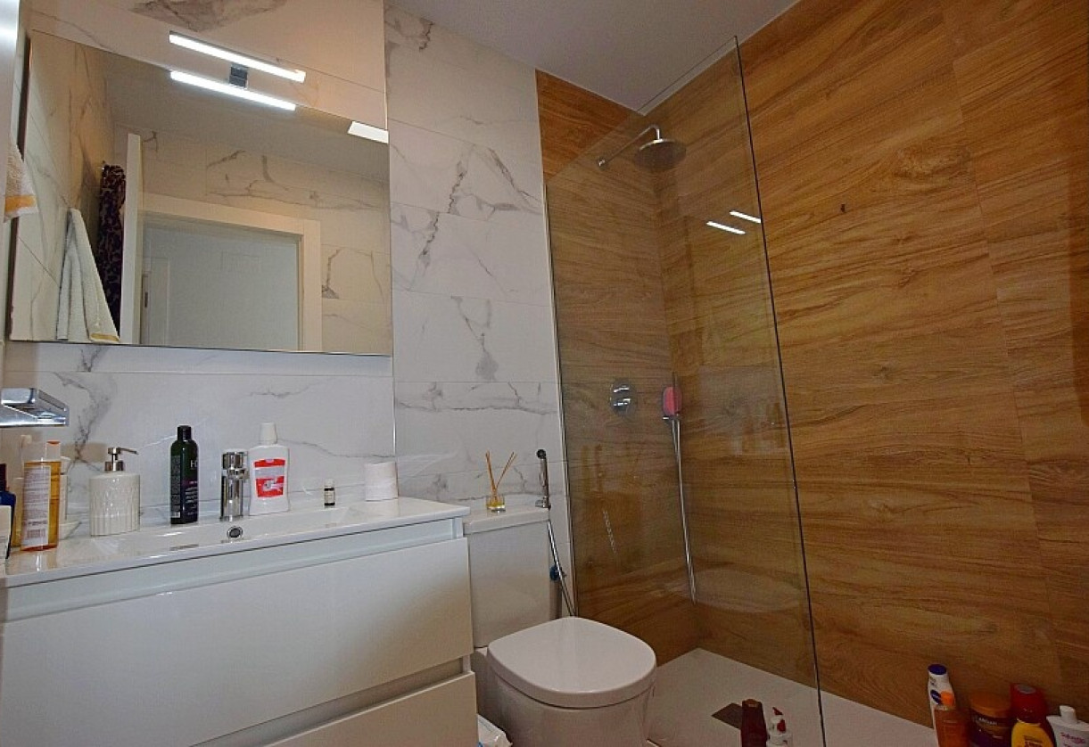 Resale · Villa · San Miguel de Salinas