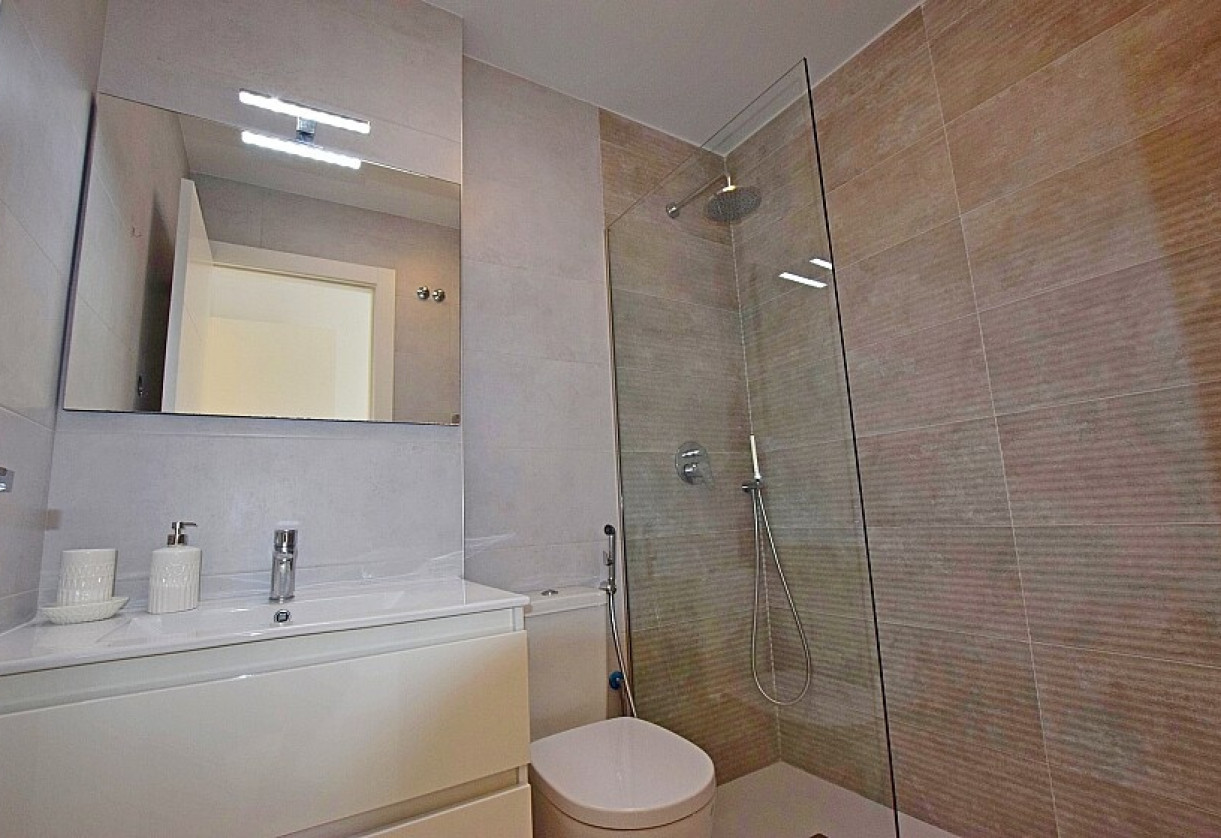 Resale · Villa · San Miguel de Salinas