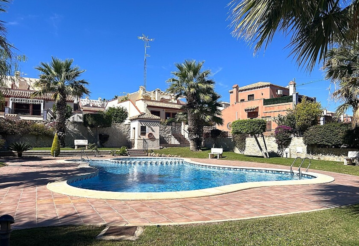 Reventa · Villa · San Miguel de Salinas