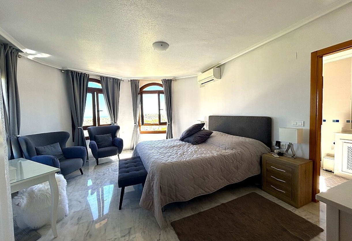 Reventa · Villa · San Miguel de Salinas