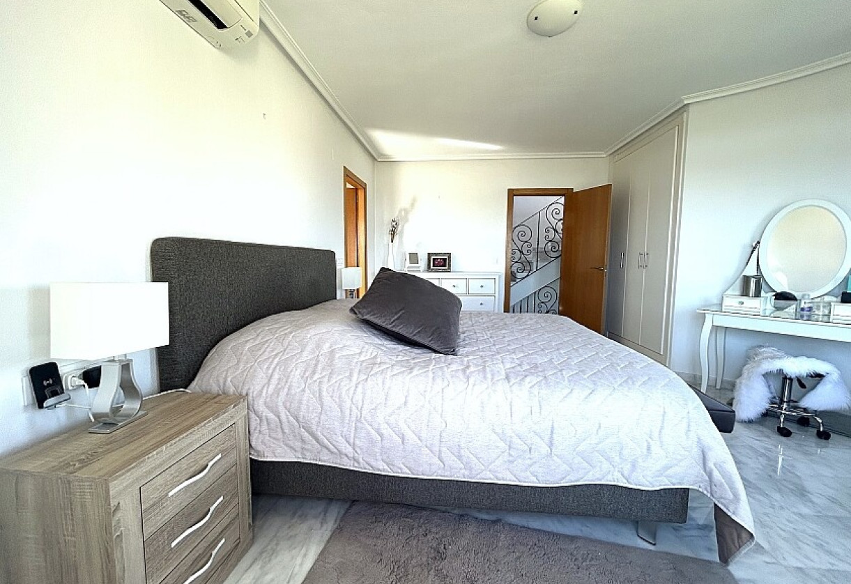 Reventa · Villa · San Miguel de Salinas