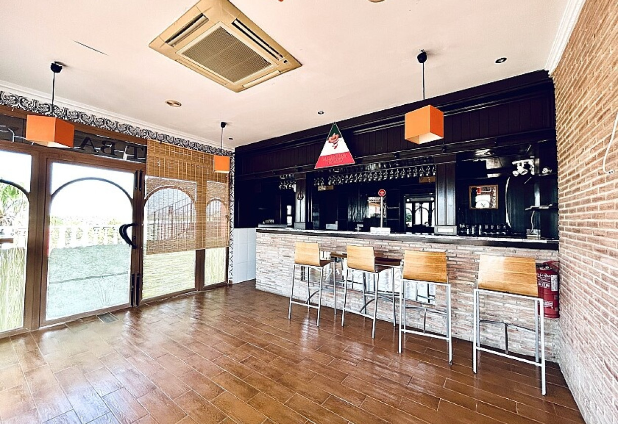 Sale · Commercial · Orihuela Costa · Lomas de Cabo Roig