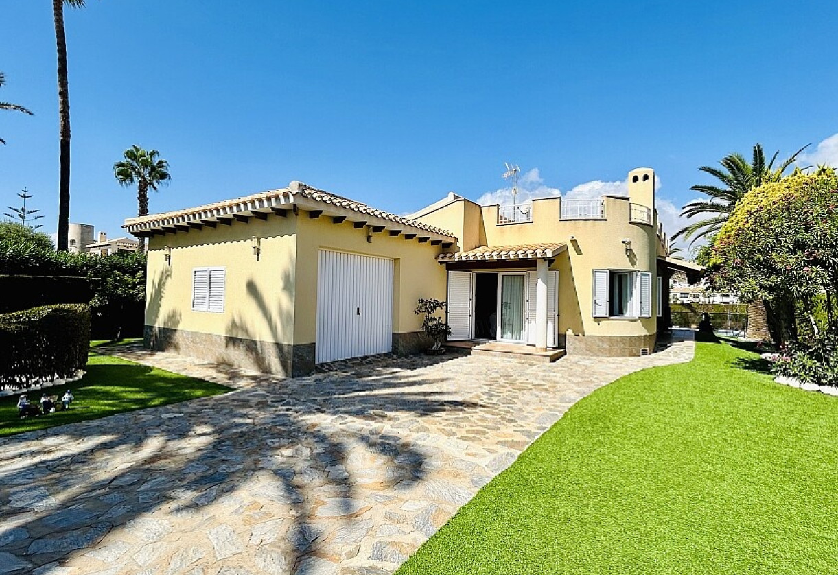 Sale · Villa · Orihuela Costa · Cabo Roig