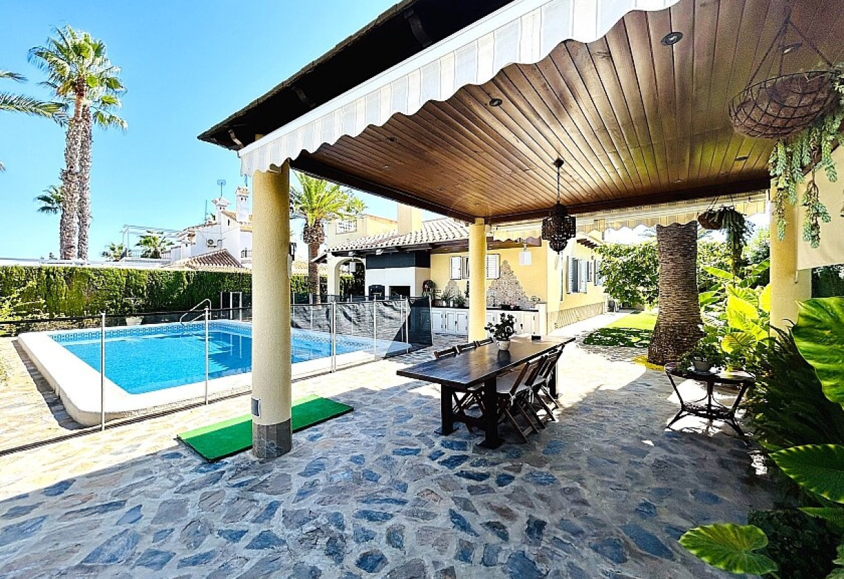 Sale · Villa · Orihuela Costa · Cabo Roig