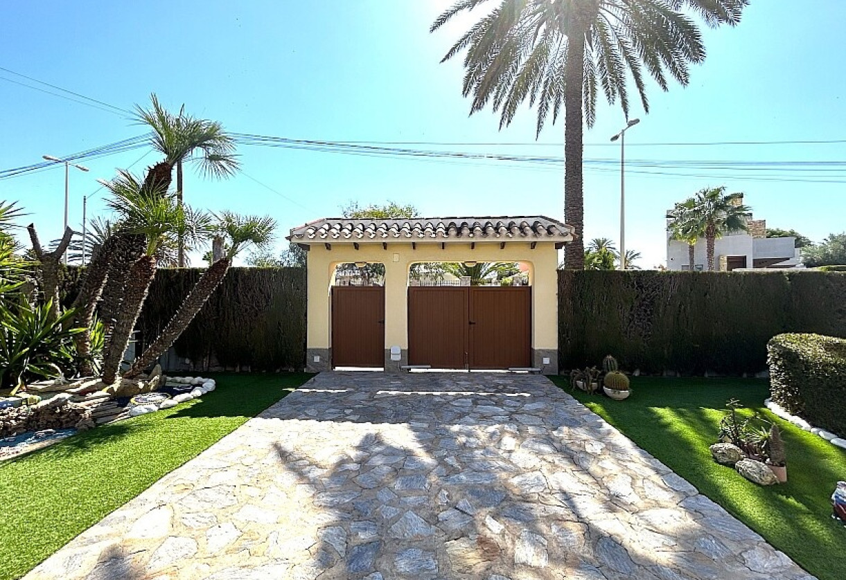 Sale · Villa · Orihuela Costa · Cabo Roig