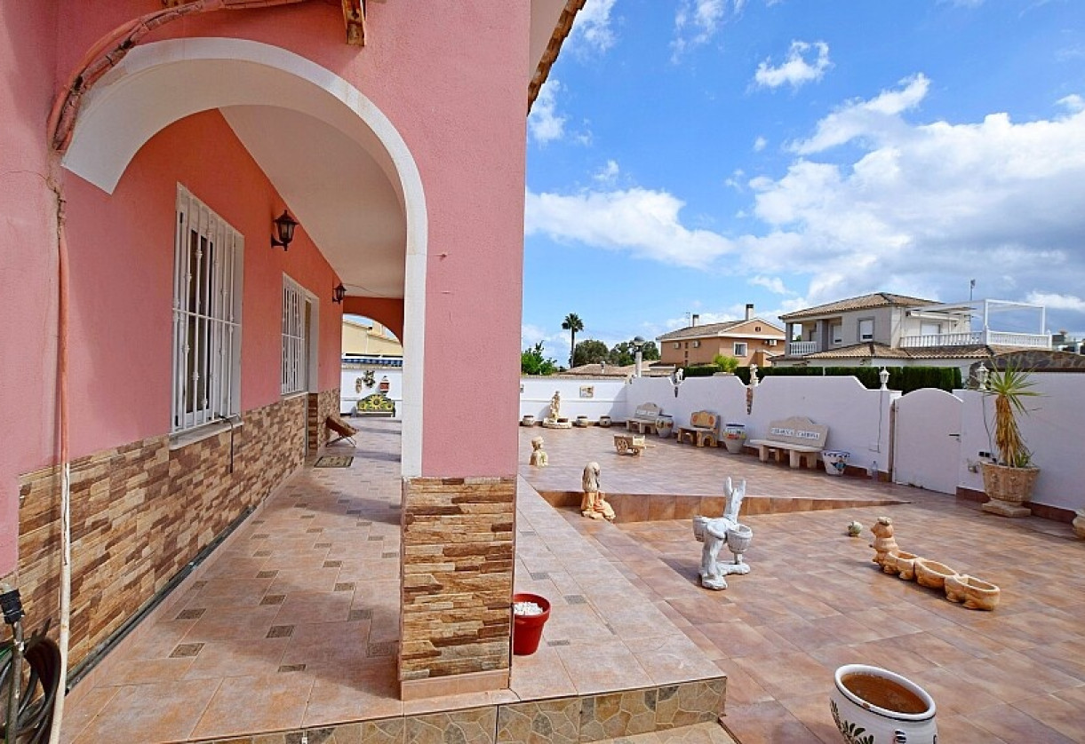 Rynek wtórny · Semidetached villa · Cabo Roig