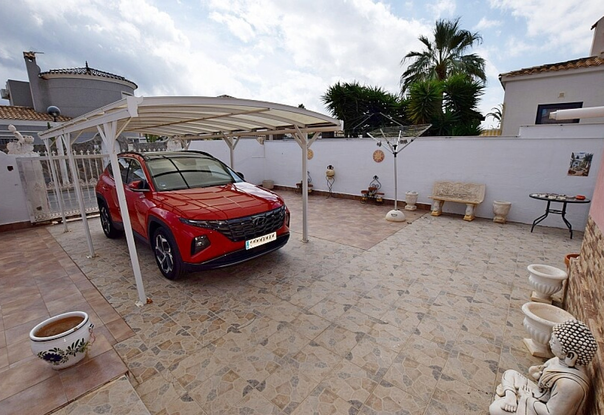 Rynek wtórny · Semidetached villa · Cabo Roig