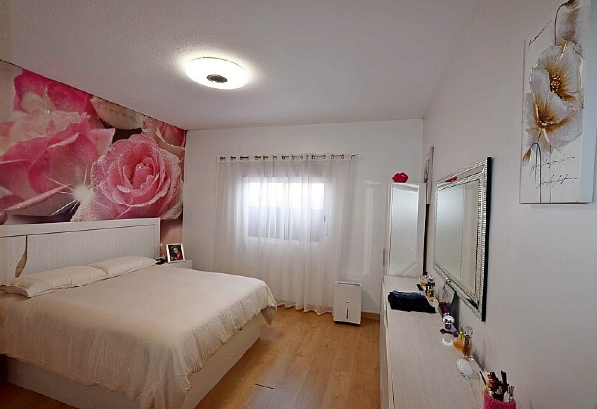 Rynek wtórny · Semidetached villa · Cabo Roig