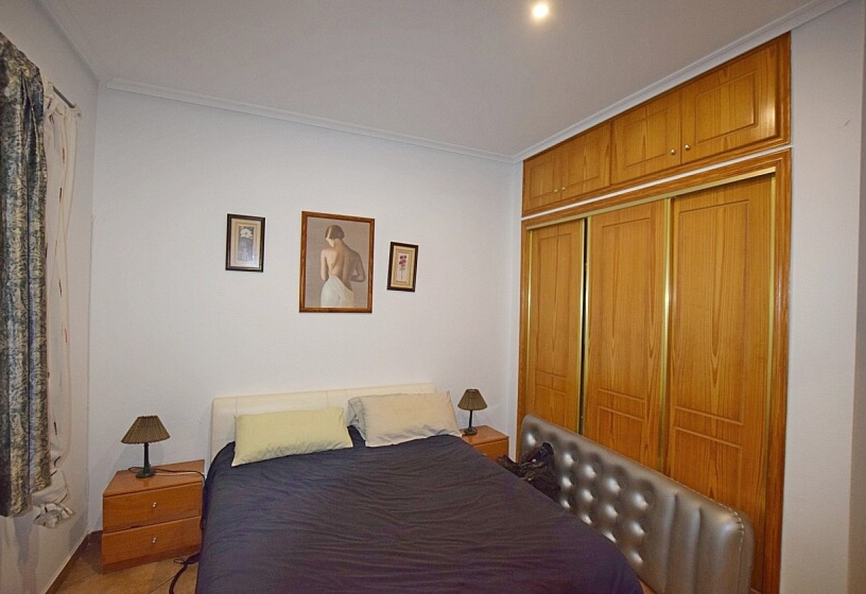 Sale · Country house · Rojales