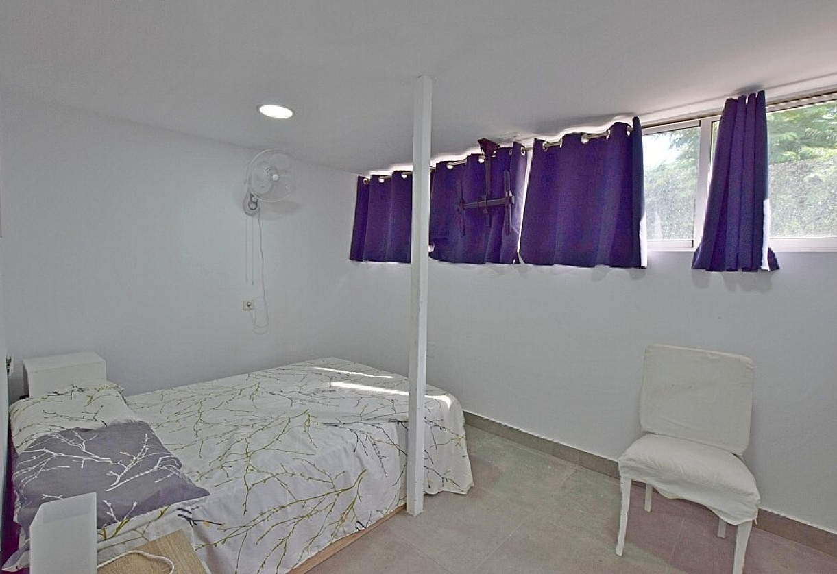 Sale · Country house · Rojales