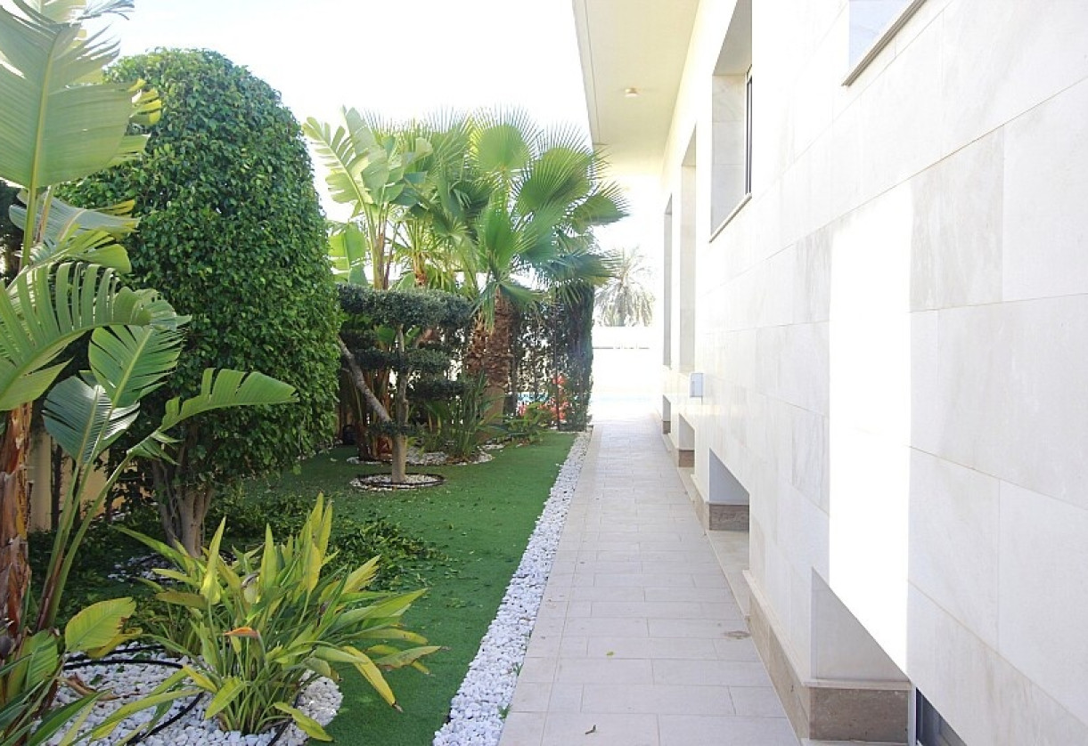 Sale · Villa · Orihuela Costa · La Zenia