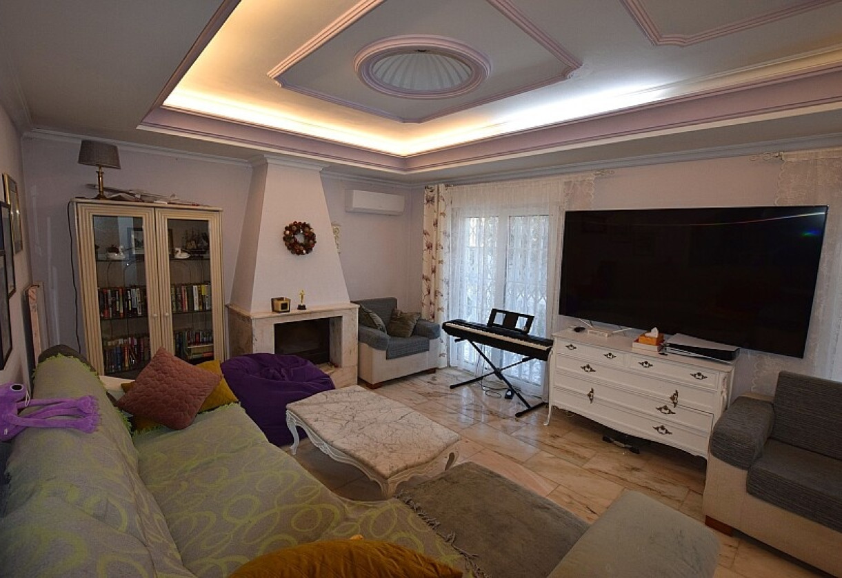 Sale · Villa · Torrevieja