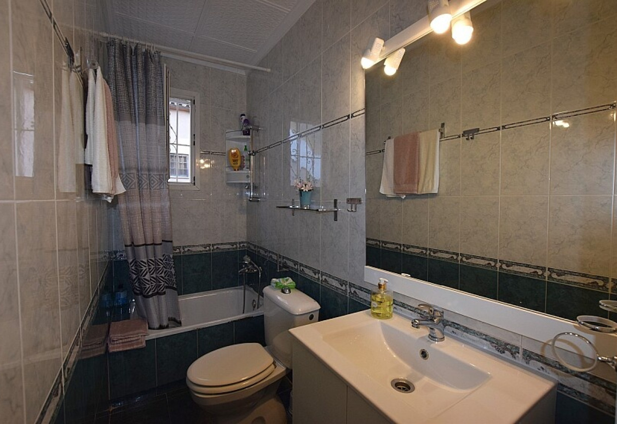 Sale · Villa · Torrevieja