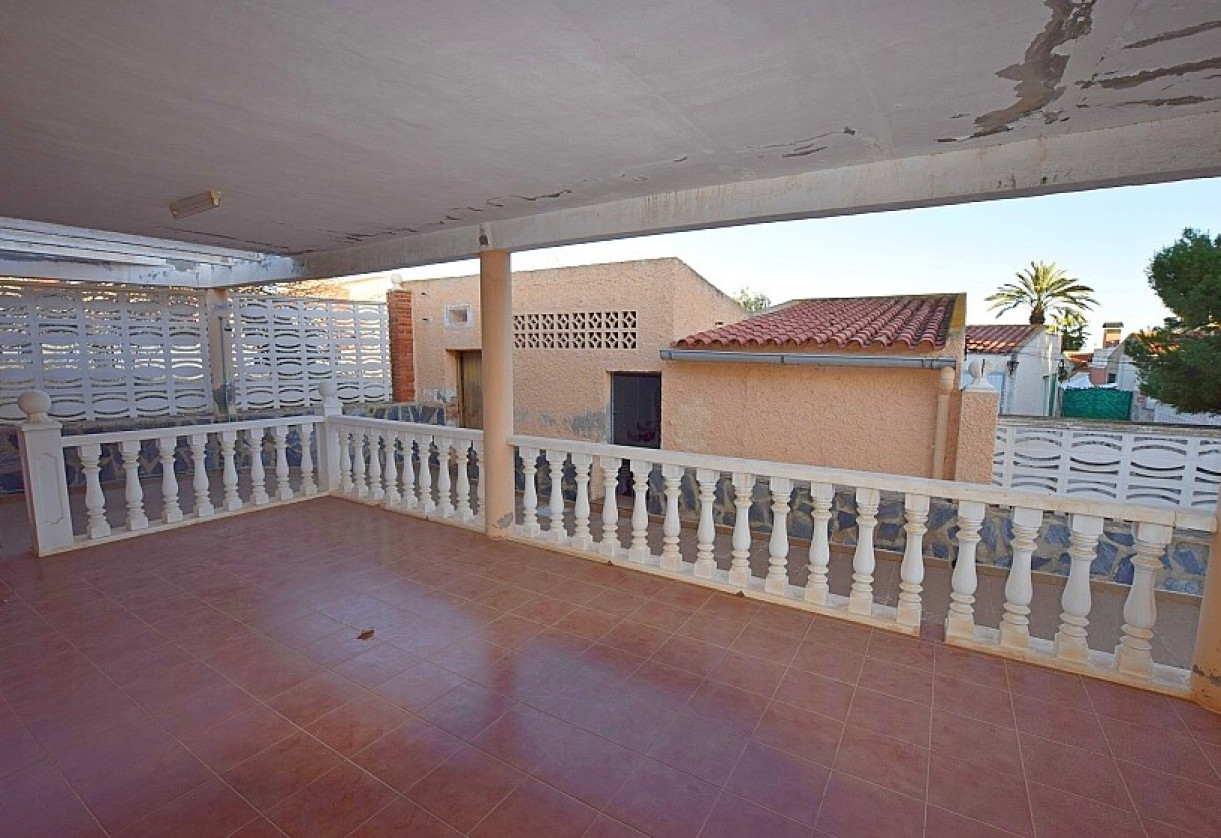 Reventa · Villa · Torrevieja · Calas - norte ciudad