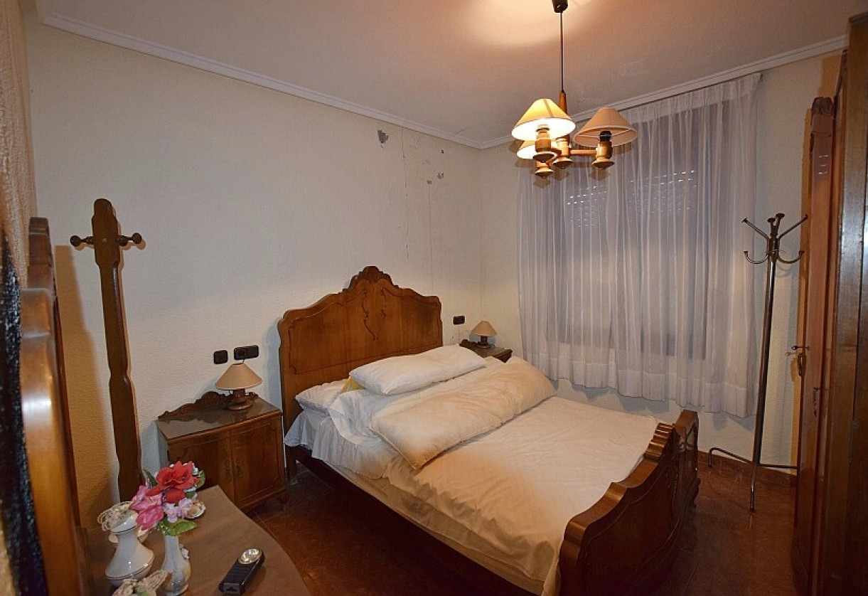 Reventa · Villa · Torrevieja · Calas - norte ciudad