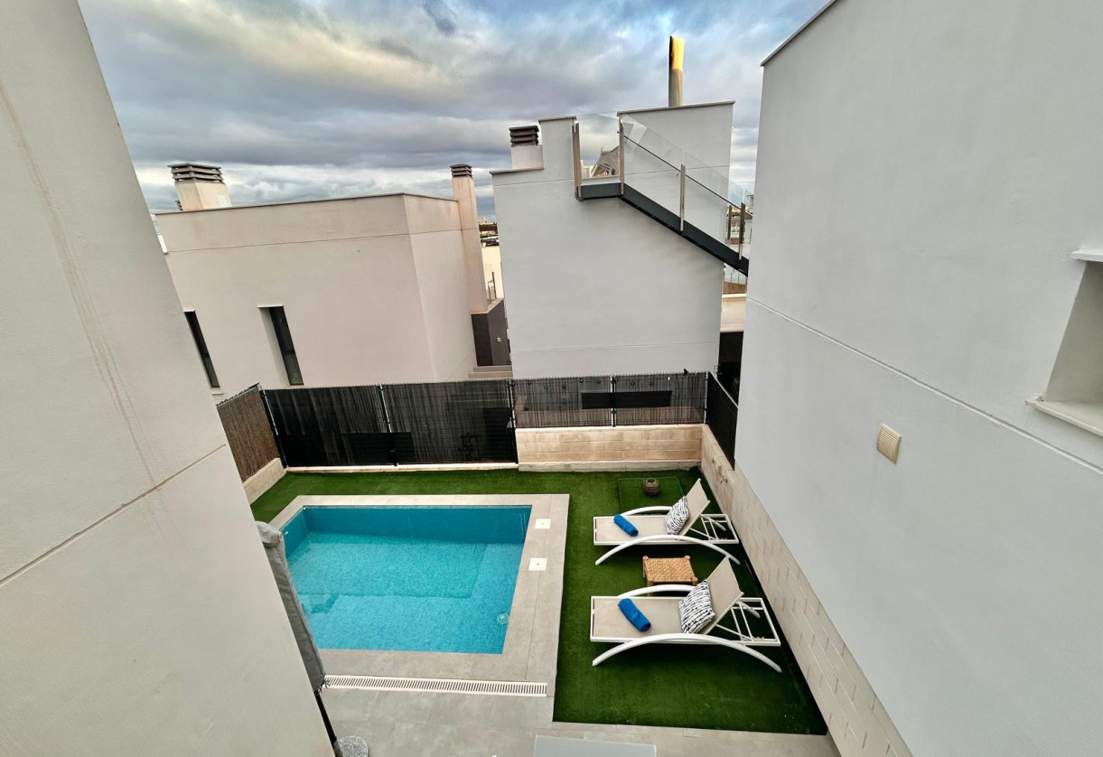 Sale · Villa · Orihuela Costa · Pau 26