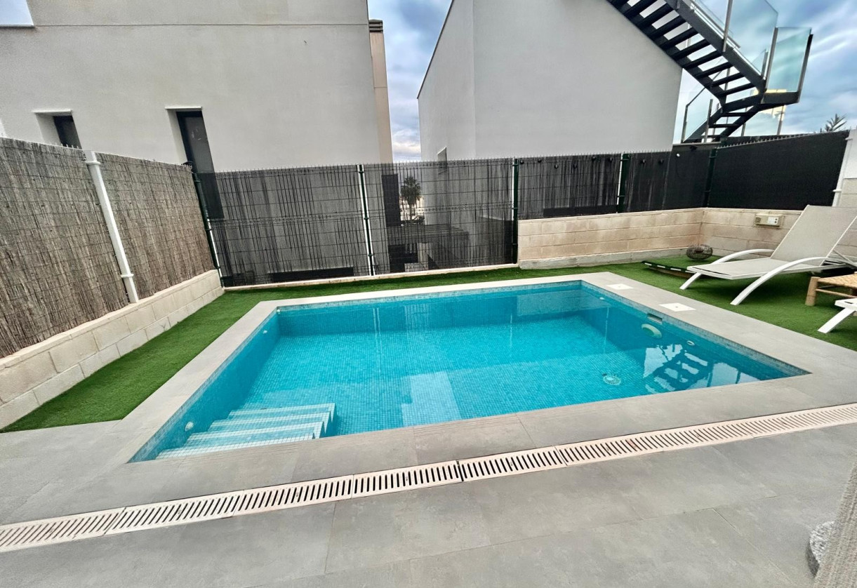 Sale · Villa · Orihuela Costa · Pau 26