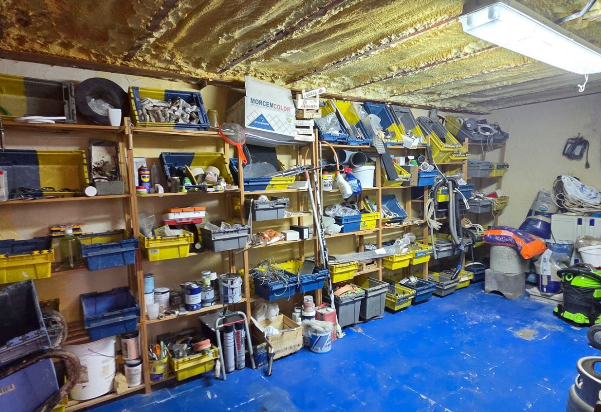 Resale · Townhouse · San Isidro