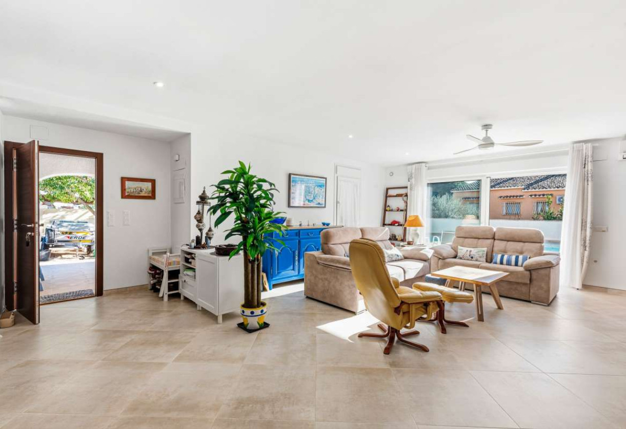 Rynek wtórny · detached house · Calpe