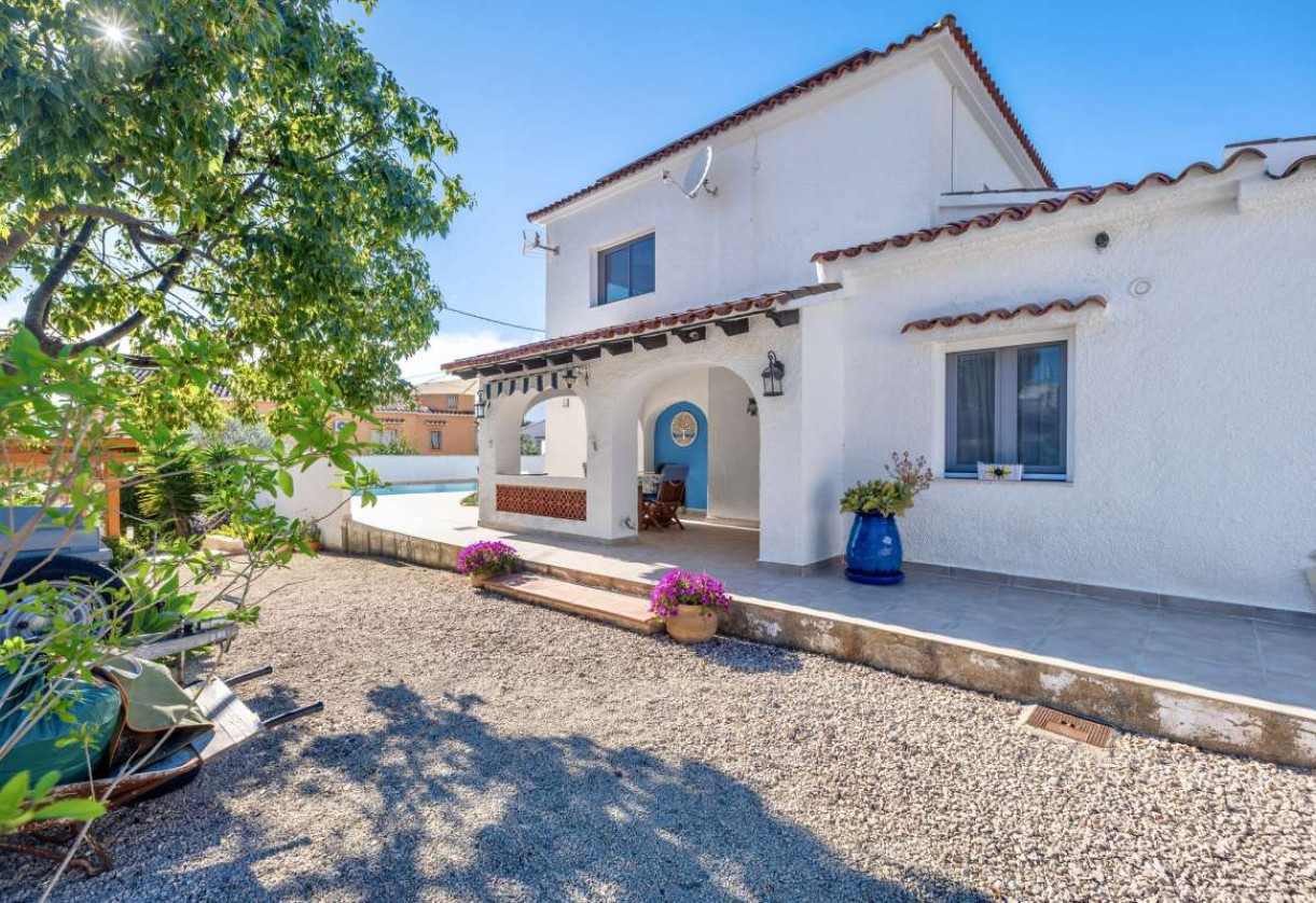 Rynek wtórny · detached house · Calpe