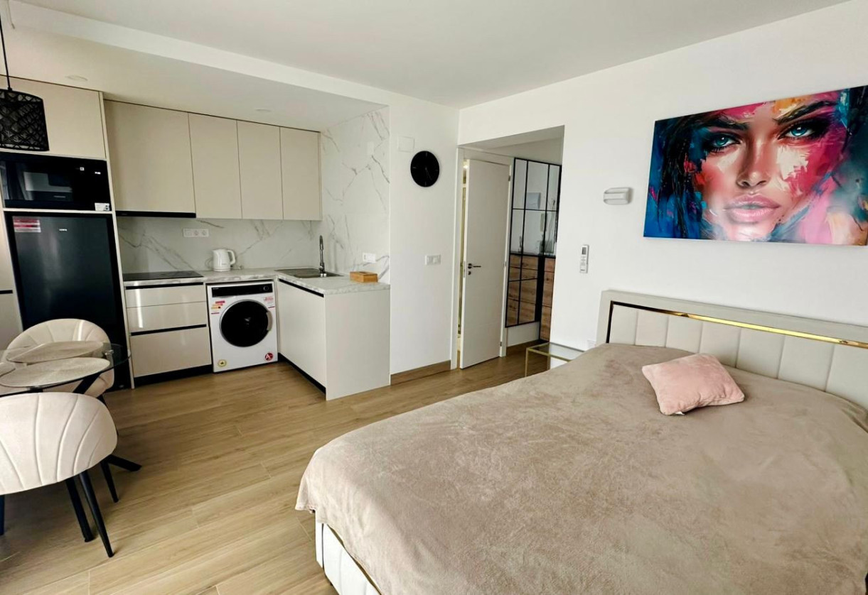 Resale · Studio · Torrevieja · Curva del Palangre