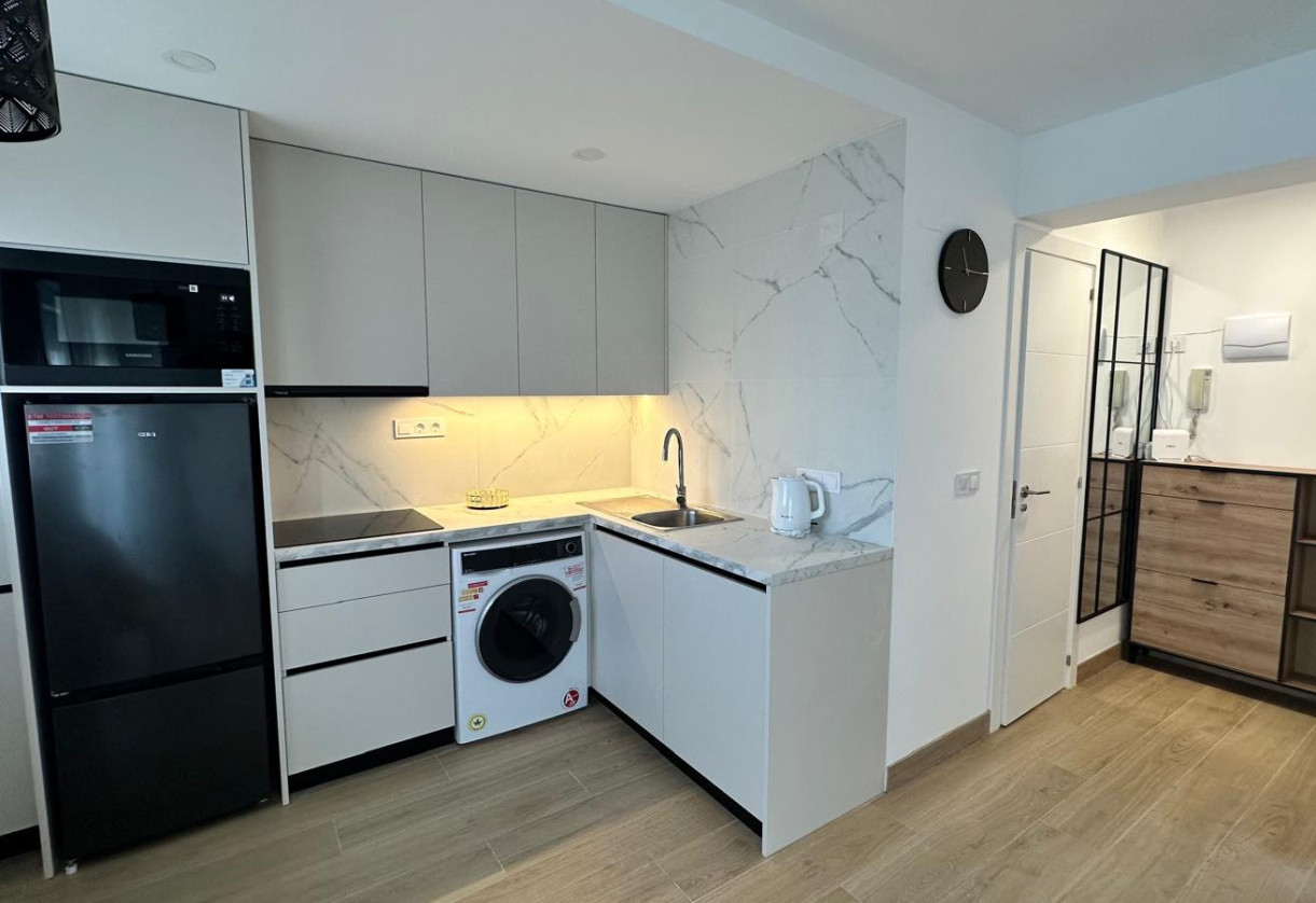 Resale · Studio · Torrevieja · Curva del Palangre